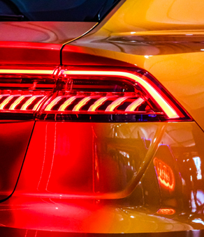 汽车尾灯 thumbnail