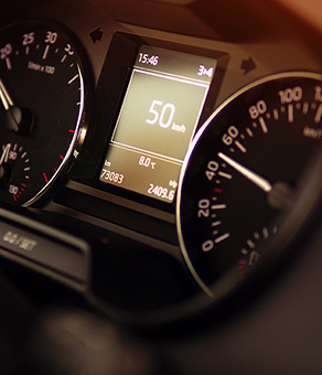 汽车仪表板 thumbnail